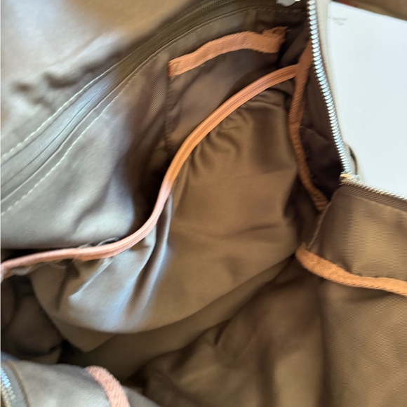 NWT Canvas Backpack - Picture 4 of 4